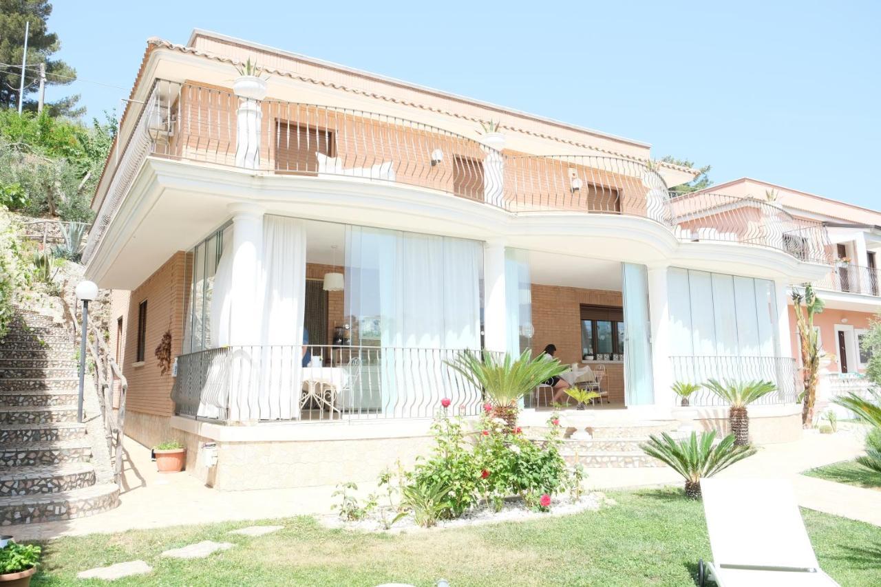 B&B Villa Pacifica Peschici Exterior photo